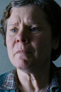 Vera Drake [Imelda Staunton]